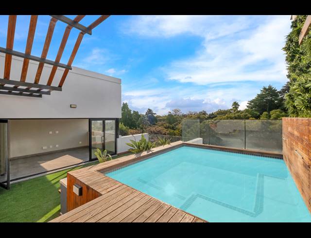 2 BEDROOM APARTMENT FOR SALE IN ROSEBANK